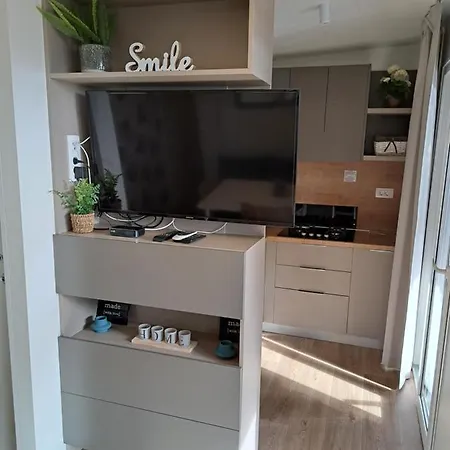 Mobile Alek Kemping Biograd Na Moru