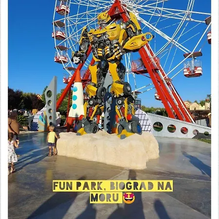 Mobile Alek Kemping Biograd Na Moru